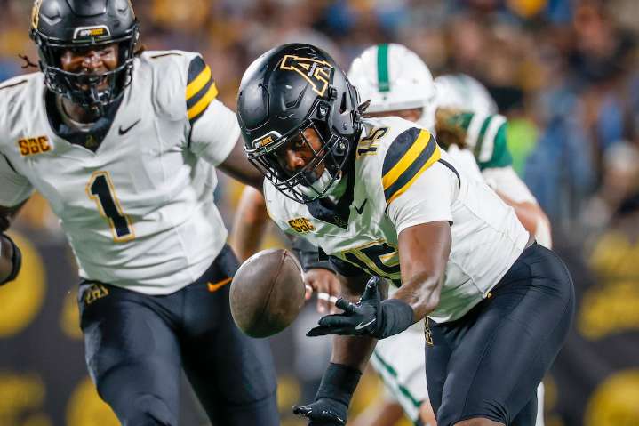 Where to watch Appalachian App State Mountaineers vs Coastal Carolina Chanticleers college football streaming live on demand without cable today; kickoff time, TV channel, preview
