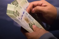 El envío de remesas cae 5.9 % en los primeros ocho meses del 2025: Banxico
