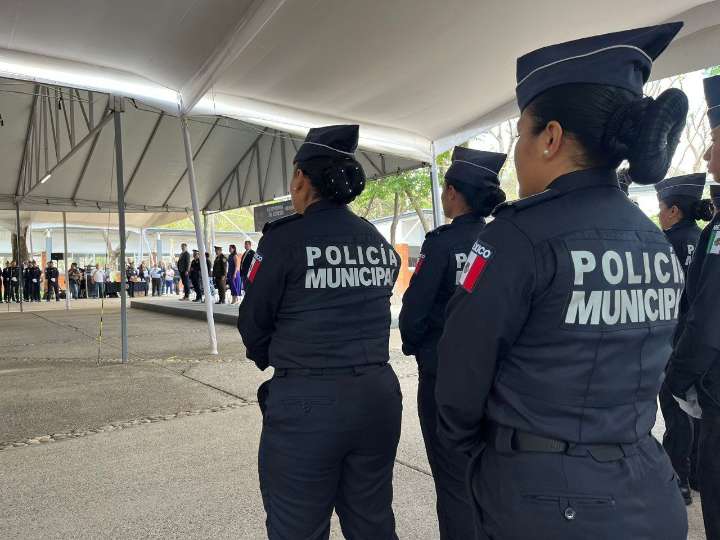Son placas femeninas para chalecos antibalas; reitera regidor sobre licitación en León