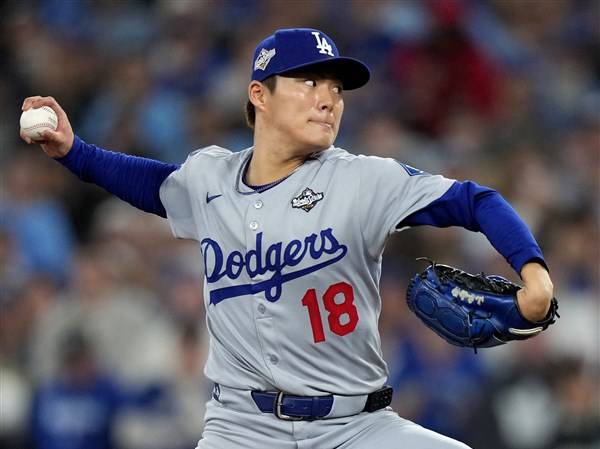 Yamamoto throws first World Series complete game since 2015 as Dodgers beat Blue Jays 5