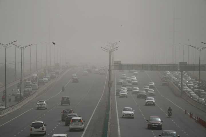 Delhi: AQI Inches Towards ‘Very Poor’ As Pollution Levels Soar Ahead of Diwali