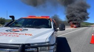 Autobús se incendia en la autopista a Laredo en Salinas Victoria, Nuevo León