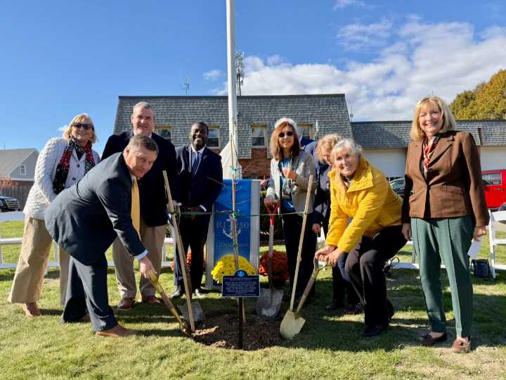 R.I.’s spirit of liberty takes root in Portsmouth