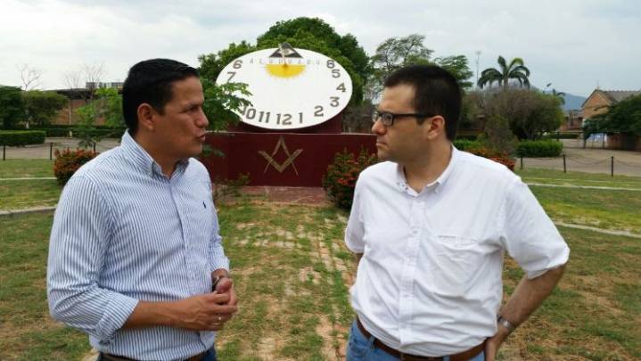 Los vasos comunicantes entre el potencial Contralor y el alcalde Acevedo