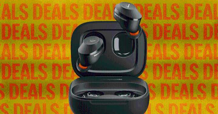 These High-End Earbuds Are Cheaper Than Ever Right Now