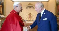 King Charles, Pope pray together in a 500