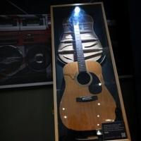 Oasis guitars among music memorabilia worth £3 mn at UK auction