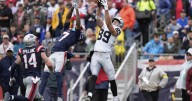 Raiders' Bowers questionable for Colts game, but Mayer might return