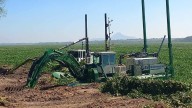 Presa Endhó: Vecinos paran extracción de lirio acuático, piden operen trituradoras