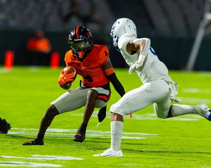 Bucs cruise past T