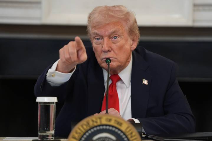 Trump anuncia alto al fuego en Gaza; Israel y Hamás firman primera fase del plan de paz