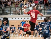 El Cajasol Sevilla BM Proin se lleva el primer derbi andaluz de plata