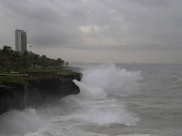 La tormenta tropical Melissa desafía a los meteorólogos y el pronóstico es "extremadamente incierto" para el Caribe: ¿se convertirá en huracán?