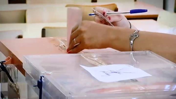 Casi 891.000 extremeños están llamados a votar en las elecciones del 21 de diciembre