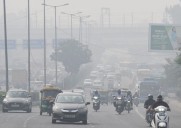 Delhi continues to battle with 'very poor' air, AQI recorded at 335