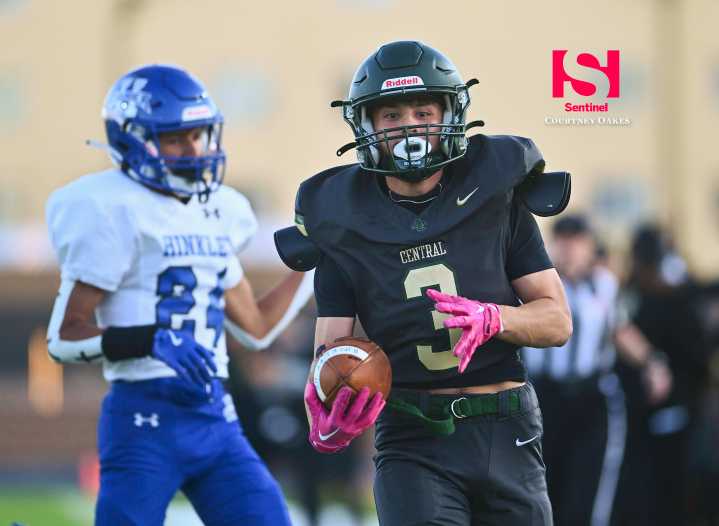 Football: Aurora teams finish 5-4 in Week 5 with league schedule on the horizon