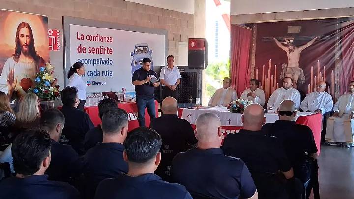Venados de Mazatlán encomienda su temporada con fe y esperanza en el Teodoro Mariscal