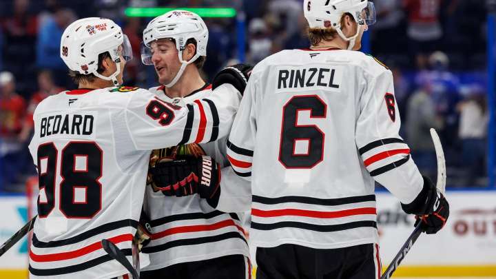 Donato scores 2 more goals as the Blackhawks beat the Lightning 3