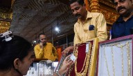 Gold Prices Fall As US-China Trade Deal Nears; Silver Extends Losses