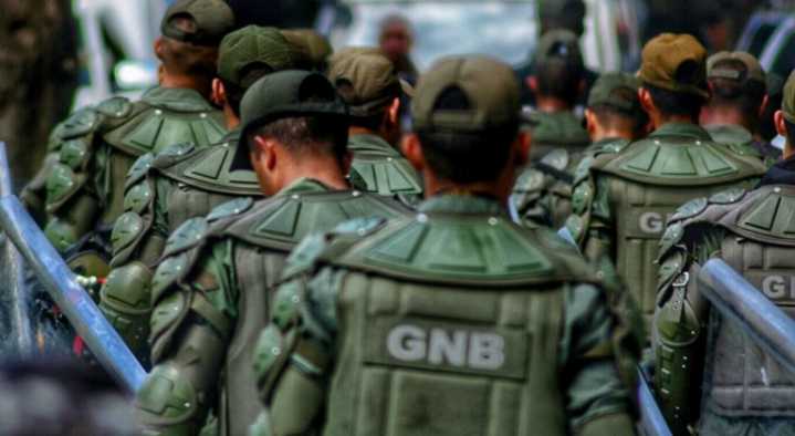 Activan plan de defensa ante “distintas amenazas” de EEUU