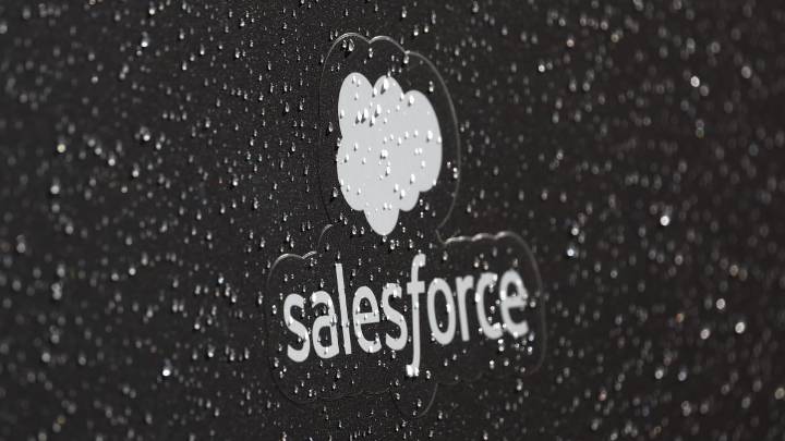 ShinyHunters hackers are ransoming 1 billion Salesforce records