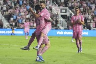 Jordi Alba announces retirement from professional soccer at end of Inter Miami’s 2025 playoff run