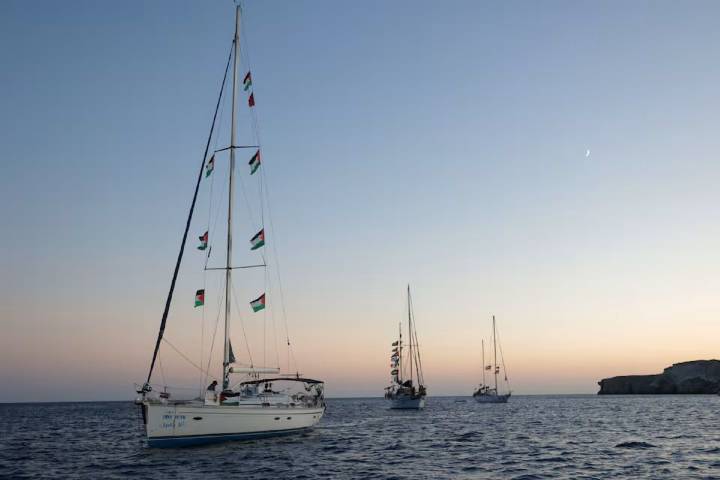 La Flotilla Sumud asegura que 30 de sus barcos están a 85 kilómetros de Gaza