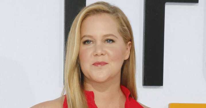 Amy Schumer Flaunts Dramatic Weight Loss in Shocking New Photo