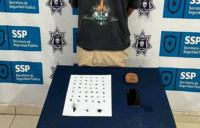 Detienen a vendedor de droga en Acuña