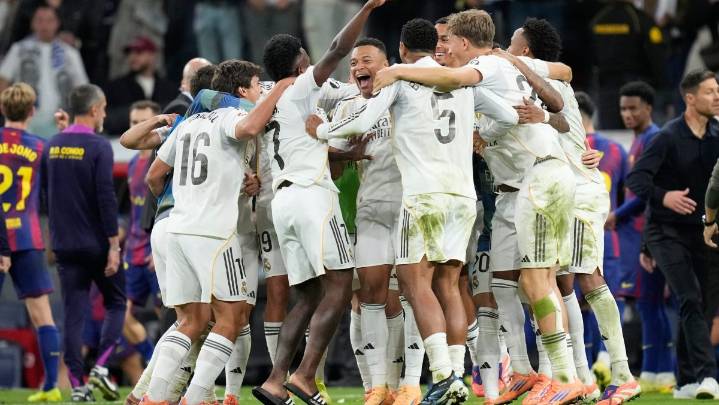 El Barcelona se salva de ser goleado por el Real Madrid en el Clásico de este domingo