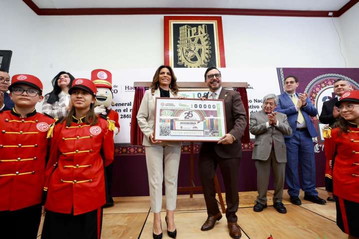 Lotería Nacional devela billete para conmemorar Archivo Histórico del IPN