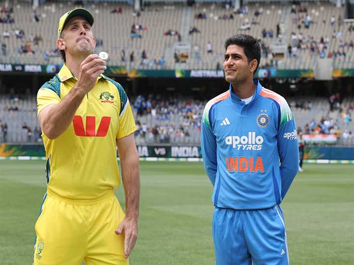 1st ODI: Australia win toss, opts to bowl against India