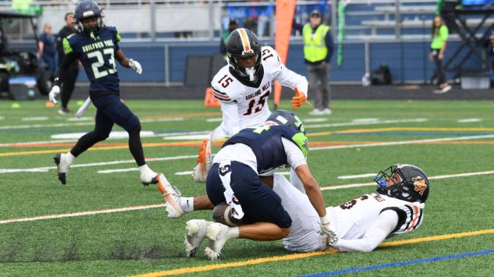 Oakland Mills vs Guilford Park football | PHOTOS – Baltimore Sun