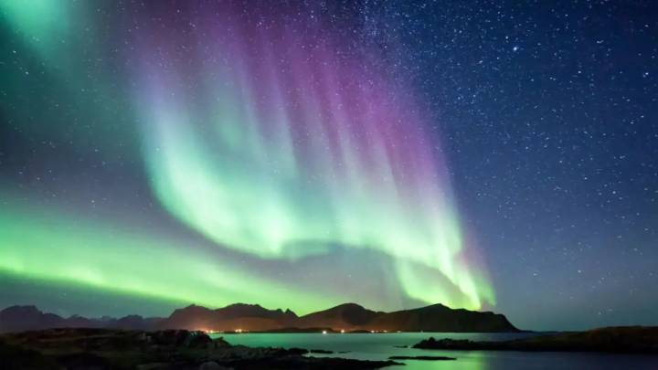 Llega una aurora boreal a España: las zonas en las que se podrá ver este fenómeno