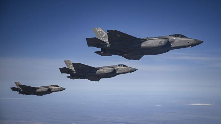 USAF Aims for 1,558 Combat Jets by Ten Years, Eyes Higher F