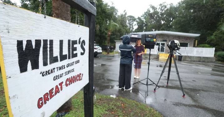 3 men, 1 woman identified as dead after weekend bar shooting in South Carolina