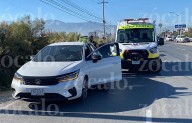 Automovilista cambia de carril sin precaución y se lleva de encuentro a menor motociclista sobre Eulalio