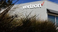 Seeing SOS on your phone? What to know in Verizon outage…