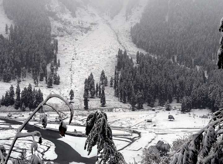 Fresh Snowfall In Higher Reaches Of Kashmir