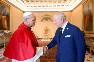 El rey Carlos III y el papa León XIV rezan juntos en el Vaticano tras 500 años de la Reforma