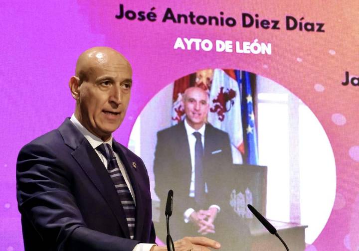Diez, sobre la convención del PSOE: «No me echarán mucho de menos, pero puede ser recíproco»