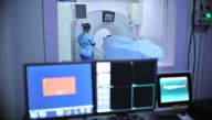 Más retrasos en la sanidad cántabra: IU denuncia ante la Fiscalía el colapso en los cribados de cérvix y colon