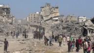 Gaza, convulsionada: hay tiroteos entre grupos rivales y comienza a entrar la ayuda humanitaria