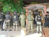 Detienen a siete personas, entre ellas una ‘narcoabuelita’, durante cateos en Saltillo, Coahuila