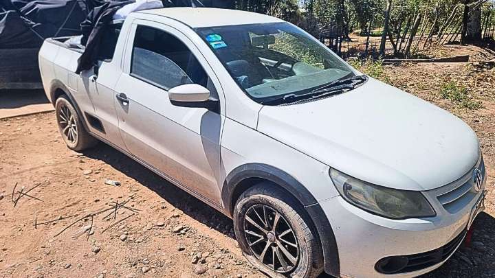 Atacaron a golpes a una mujer en Maipú para robarle su camioneta y un carro cargado con muebles