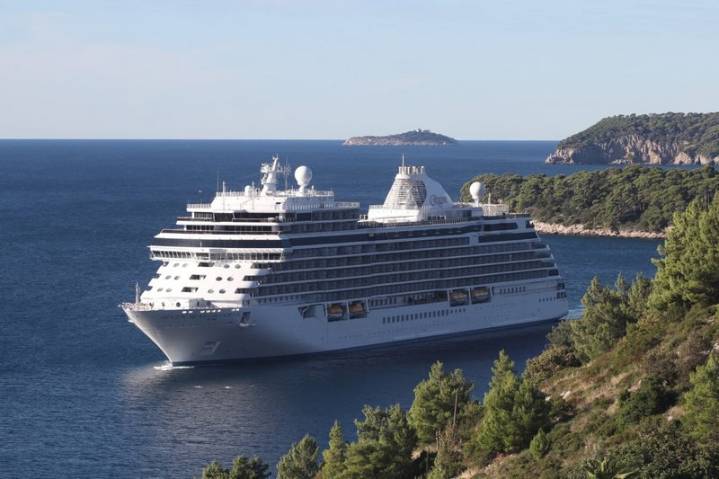 Dubrovnik to Keep Cruise Ship Fee for 2027