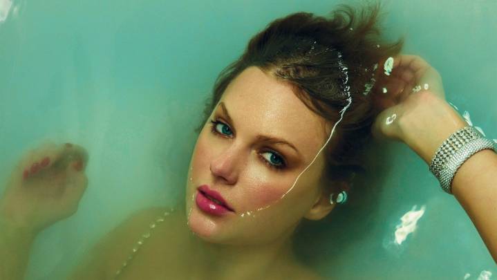 The Biggest Easter Eggs and Fan Theories From Taylor Swift's 'Showgirl'