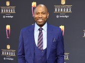 NFL legend reveals wife is pregnant: ‘This will be number 14′