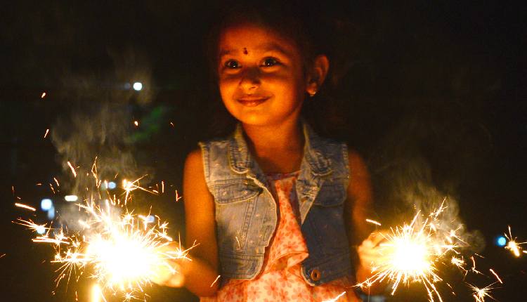 Delhi Ministers Welcome Supreme Court Nod To ‘Green Diwali’ In Capital