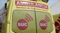 Un motorista se choca contra una señal de obra en Vecindario